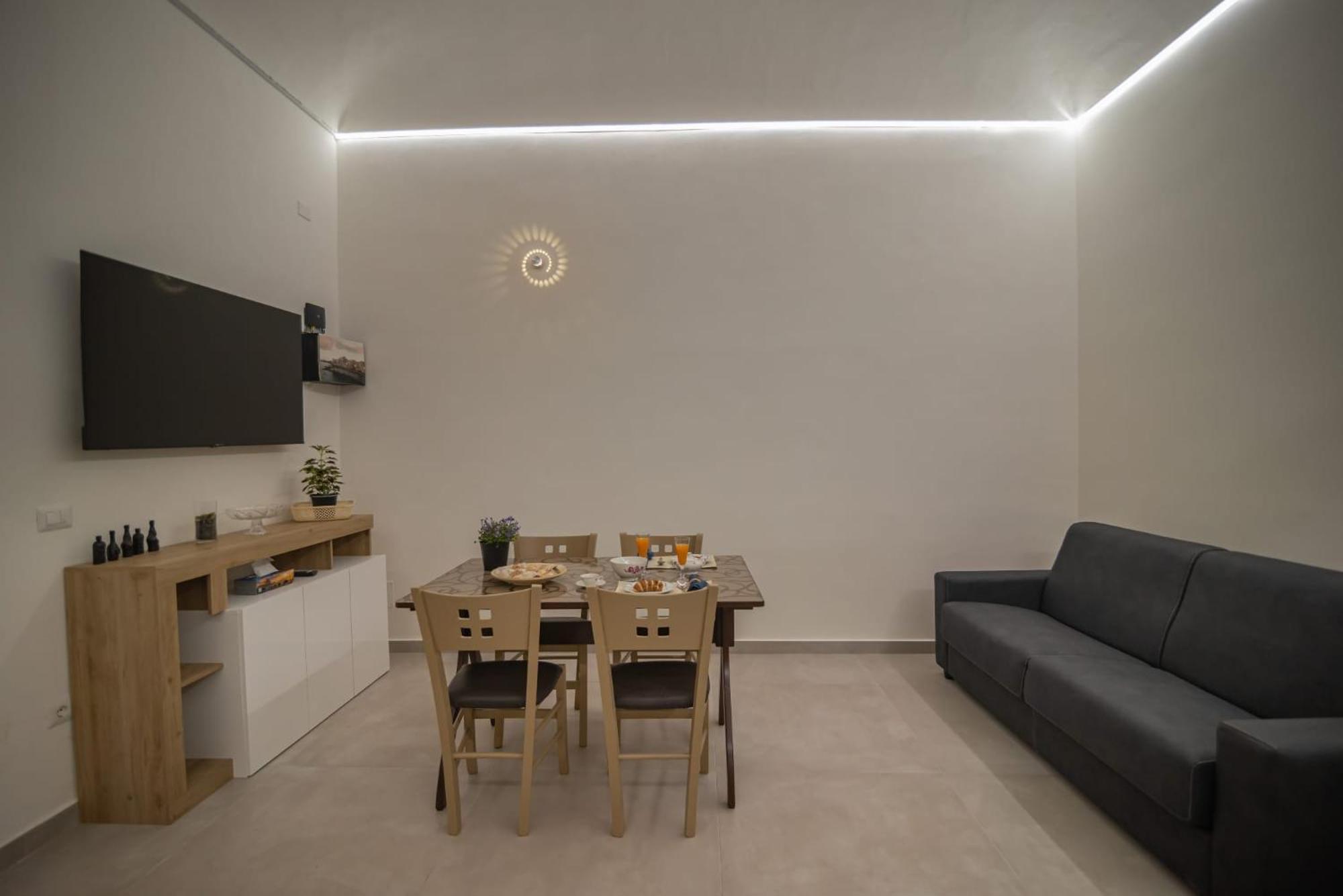 Essenza Suite Siracusa Con Jacuzzi Privata Syrakus Exterior foto